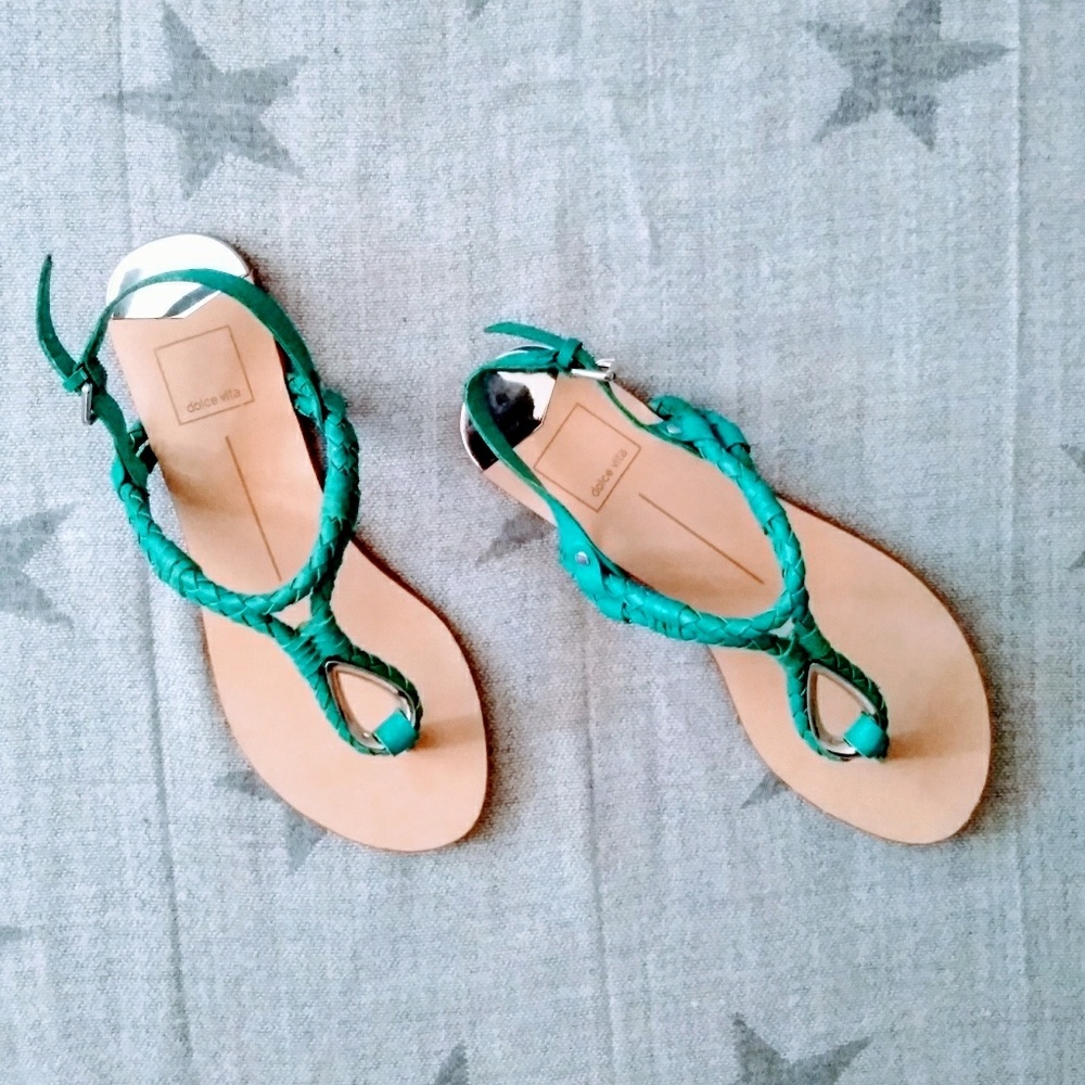 DOLCE VITA | Turquoise Leather Thong Sandals